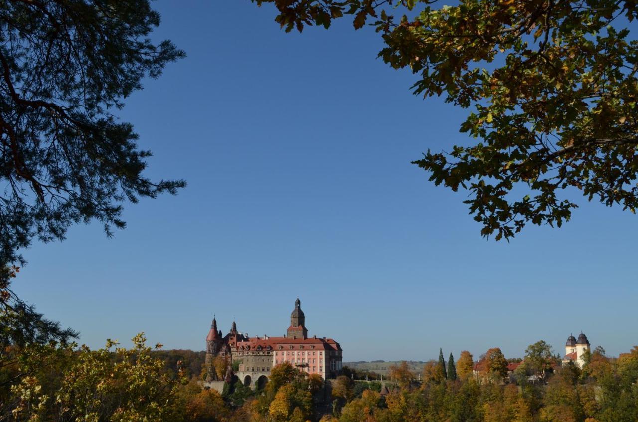 Mieszkanie W Srodmiesciu Blisko Rynku Wałbrzych Exterior foto